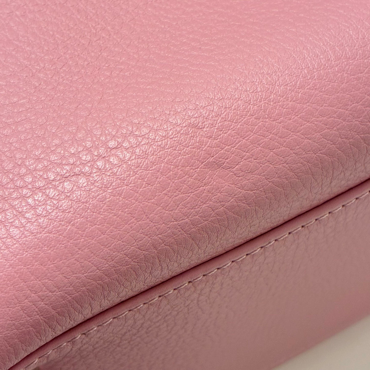 Chanel 2014-2015 Pink Deerskin Executive Cerf Tote Bag