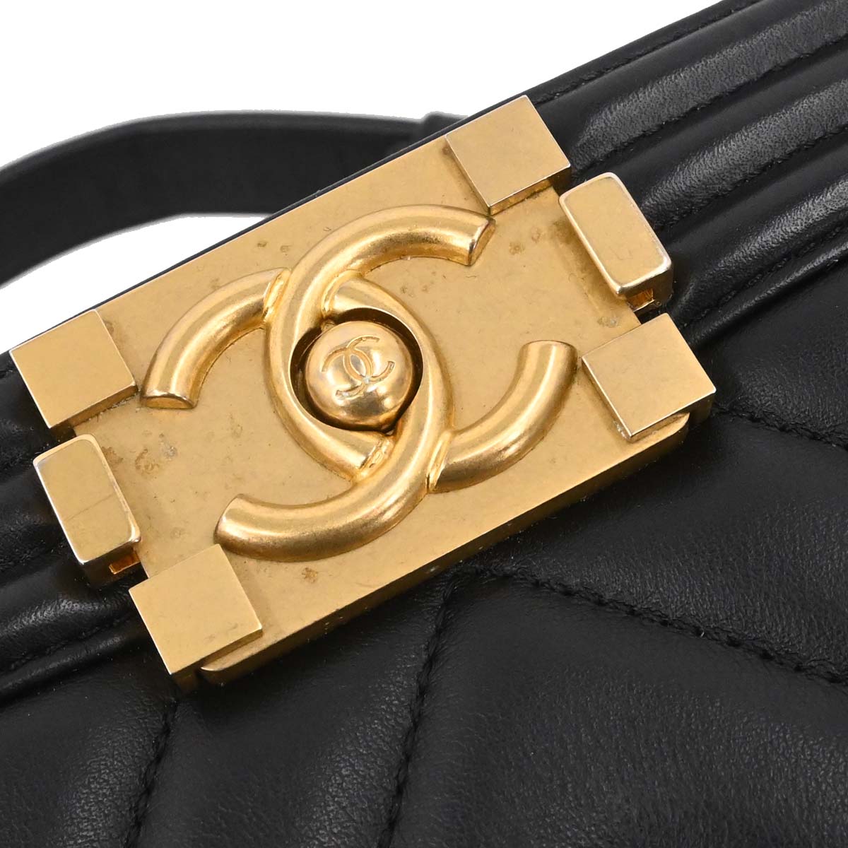 Boy Chanel Black Lambskin Chevron Small Chain Shoulder Bag