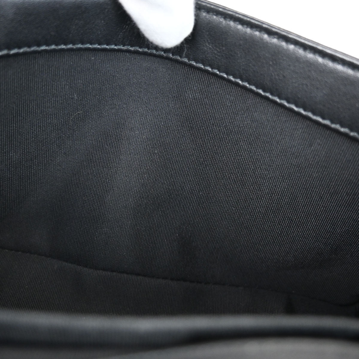 Boy Chanel Black Lambskin Chevron Medium Shoulder Bag