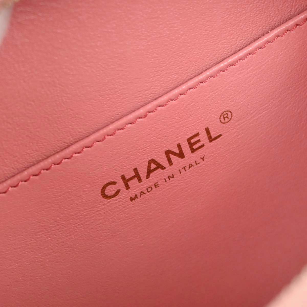 Chanel Pink Caviar Skin CC Filigree 2way Shoulder Vanity Handbag