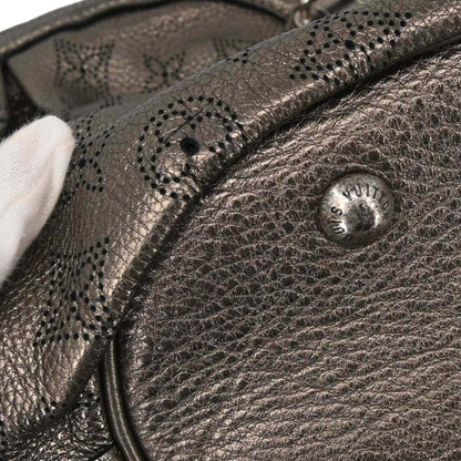 Louis Vuitton 2008 Silver Mahina XS Shoulder Bag M95718