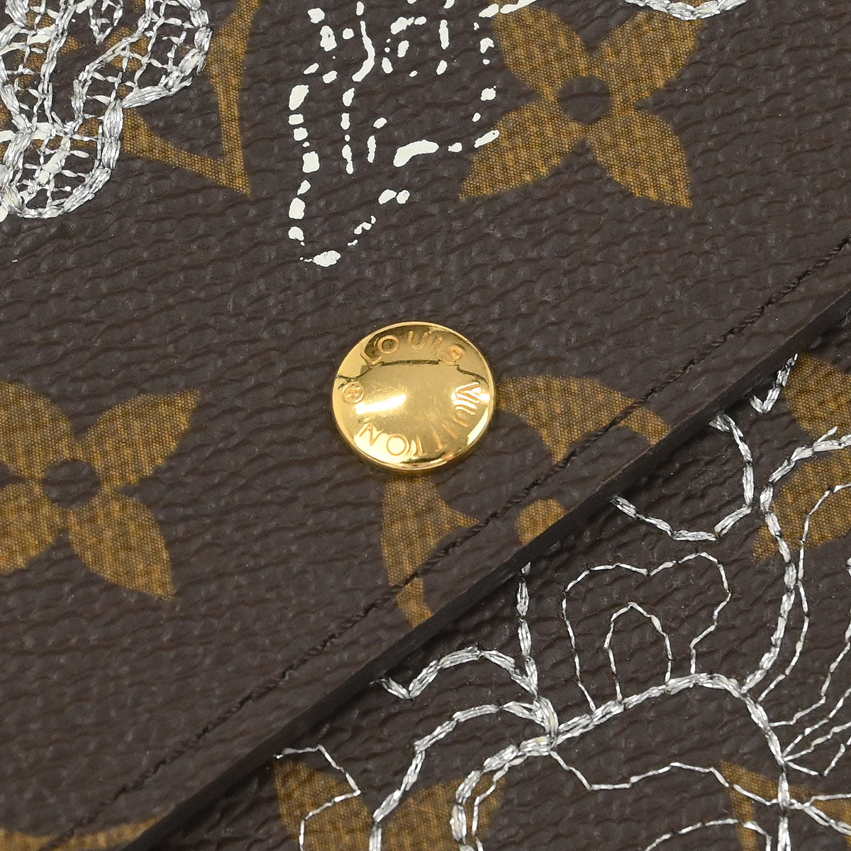 Louis Vuitton Monogram Dentelle Portefeuille Sarah Wallet M95390