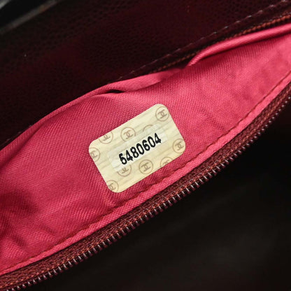 Chanel 1997-1999 Bordeaux Caviar Skin Shoulder Bag