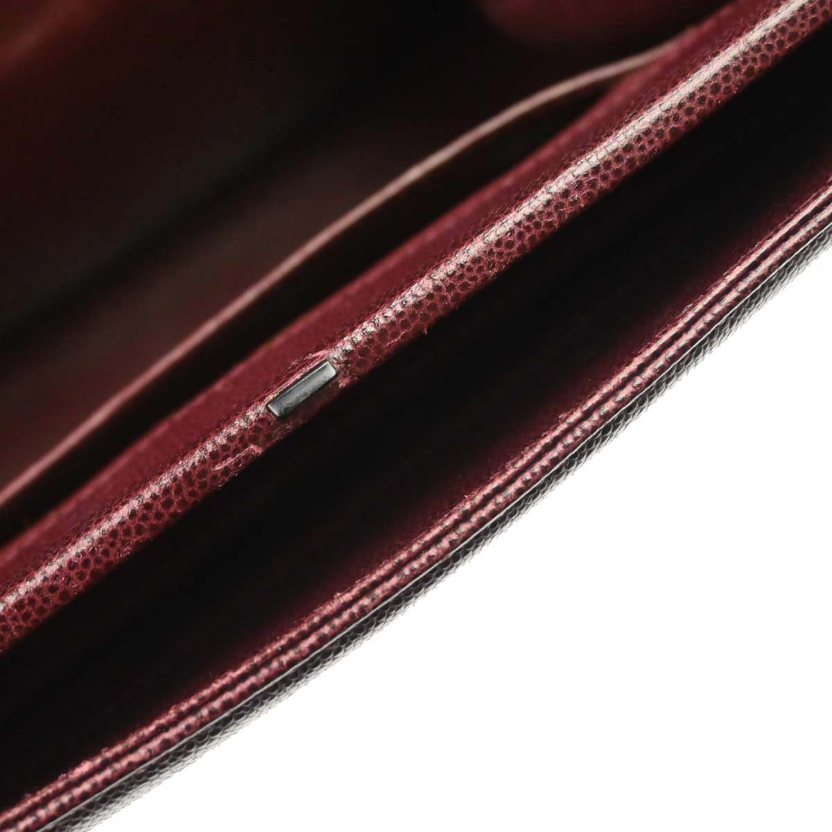Chanel 1997-1999 Bordeaux Caviar Skin Shoulder Bag