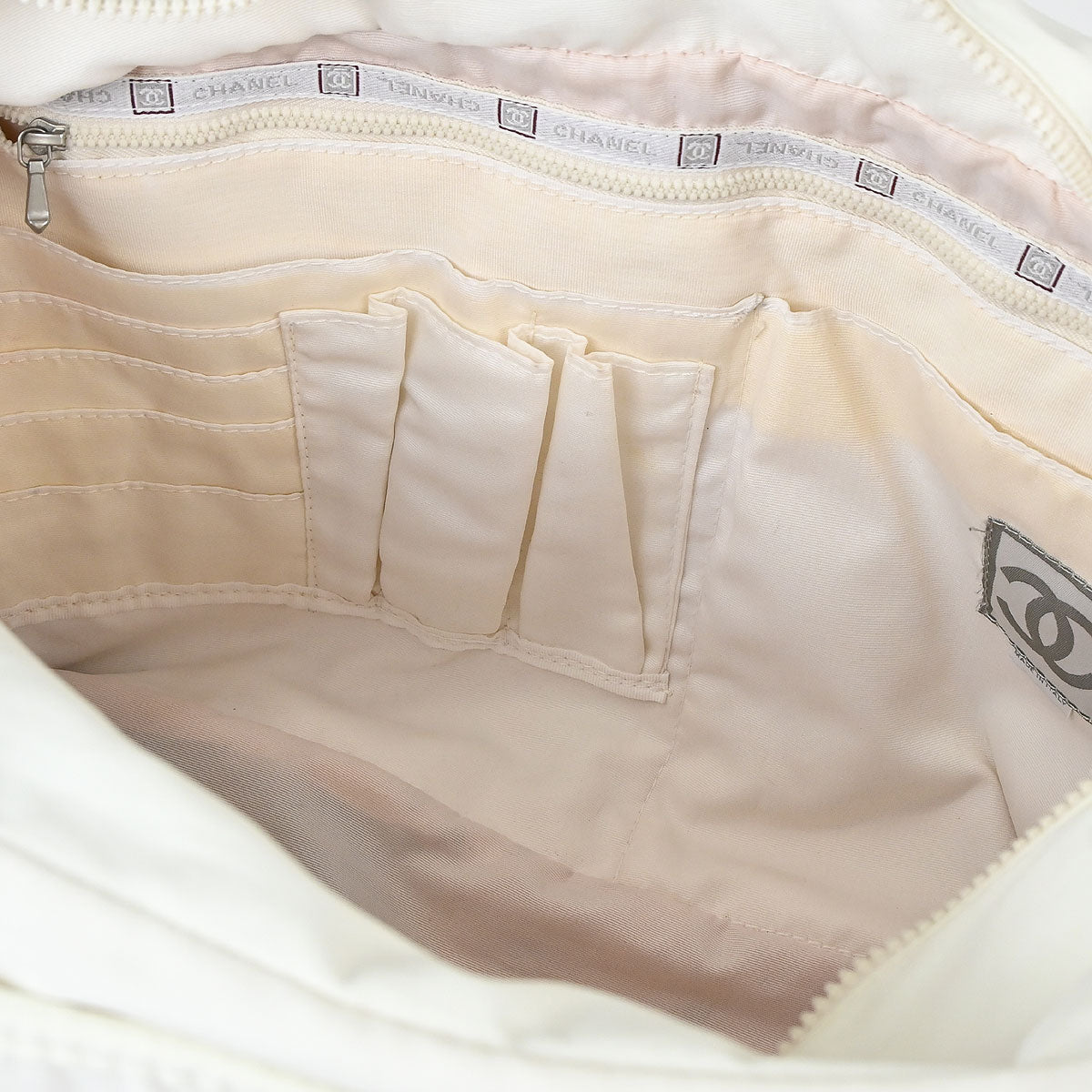 Chanel 2000-2002 White Nylon Sport Line Messenger Shoulder Bag