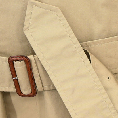Burberrys Trench Coat Beige