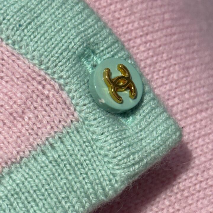 Chanel 1996 Cardigan Pink #42
