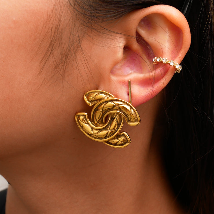 CHANEL CC Logo Gold Metal Earrings Evening Dangle Drop Large Circa 1994
