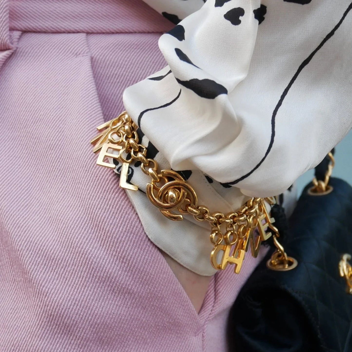 CHANEL 1996 Turnlock Bracelet Gold