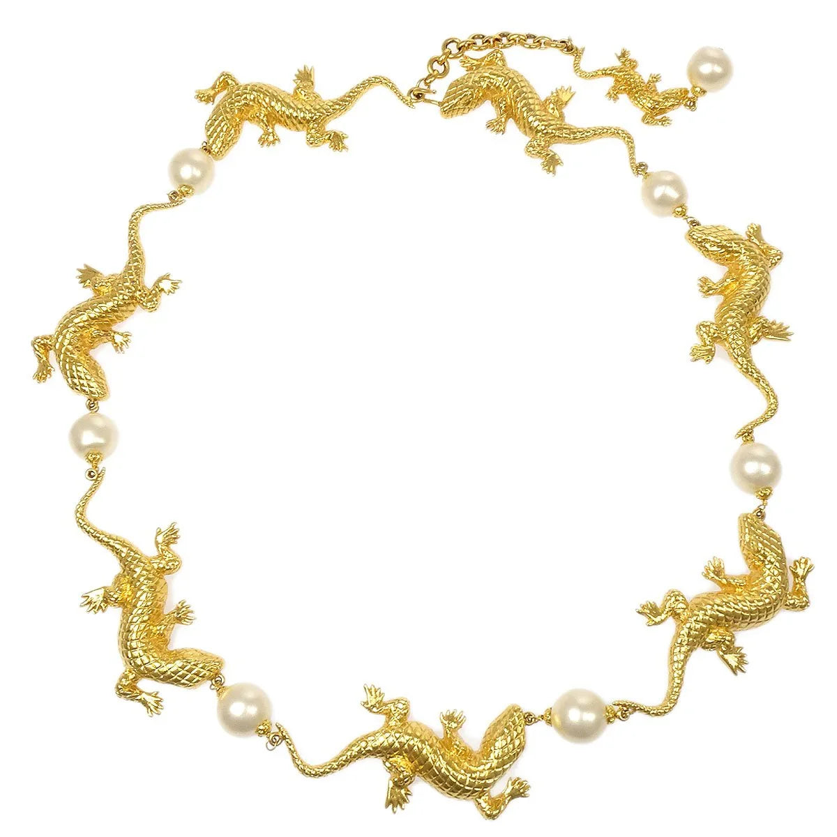 Chanel 1991 Chain Belt Lizard Charm Faux Pearl Gold