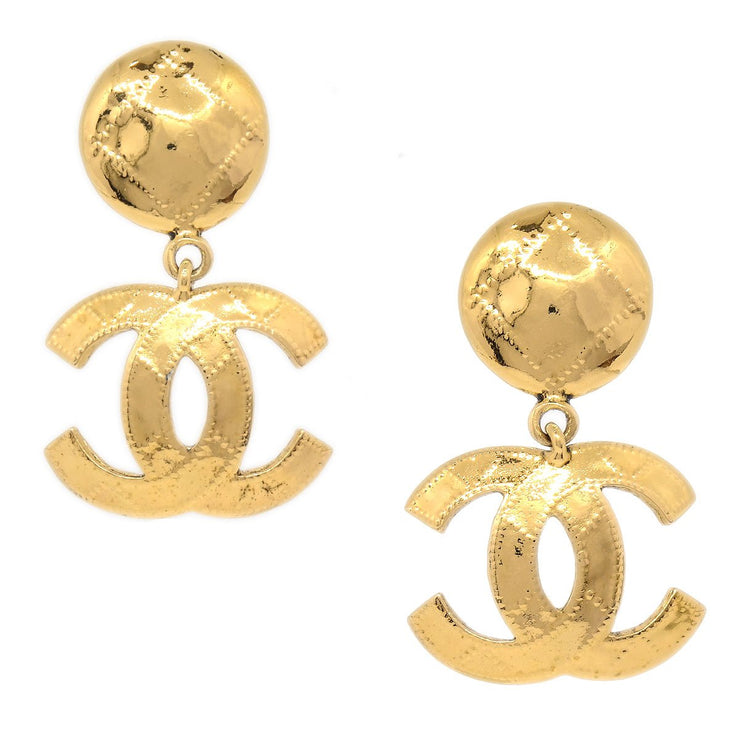 CHANEL 1994 Quilted CC Dangle Earrings Small – AMORE Vintage Tokyo