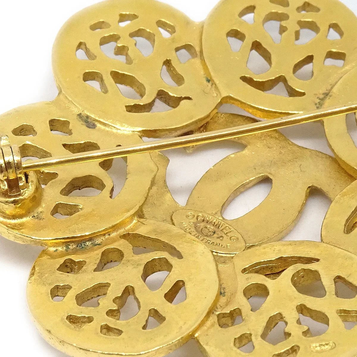 Chanel 1995 Fretwork Paisley Gold 95A