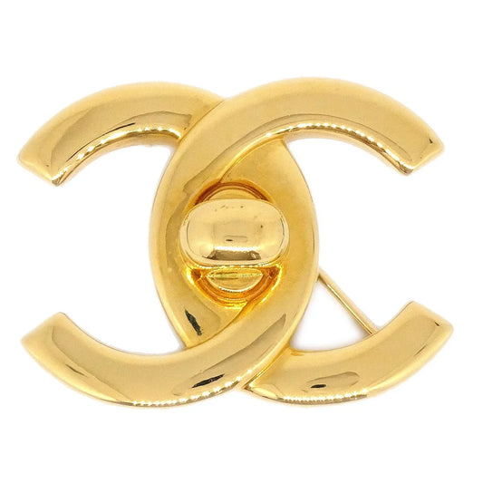 CHANEL 1996 CC Turnlock Brooch Gold Large