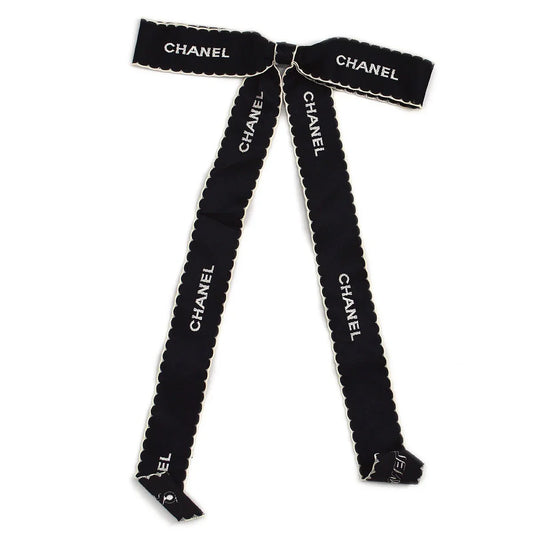 ★香奈儿（Chanel）1994鲍勃胸针