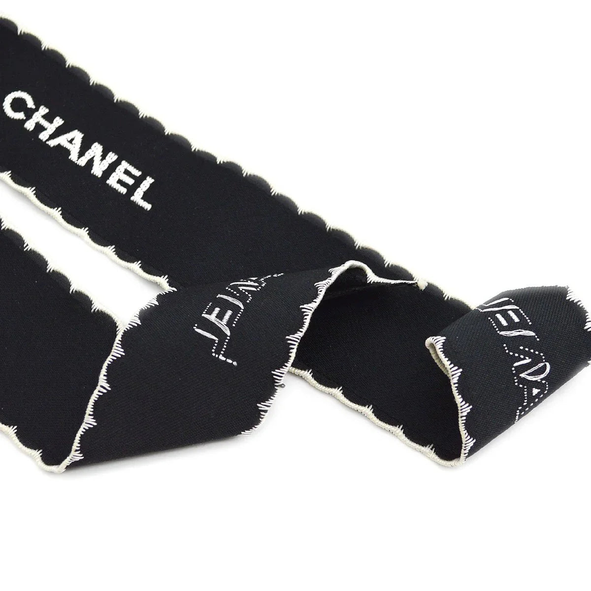 CHANEL 1994 Bow Brooch