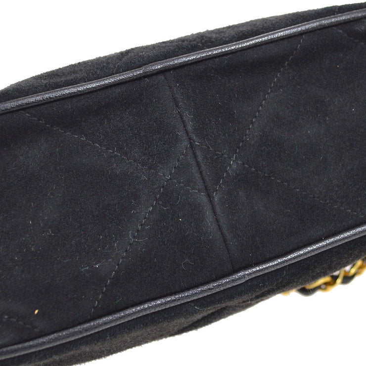Chanel 1997 Black Quilted Shoulder Bag · INTO