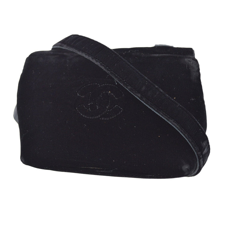 CHANEL 1991-1994 Camellia Shoulder Bag Black Velvet