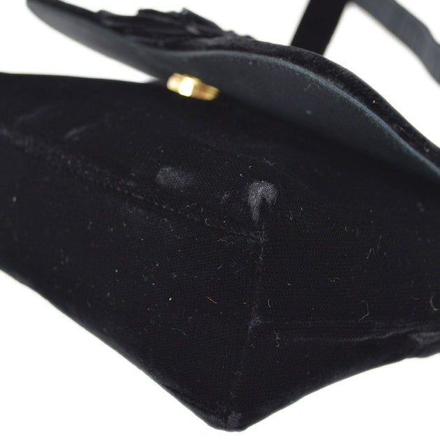 CHANEL 1991-1994 Camellia Shoulder Bag Black Velvet – AMORE
