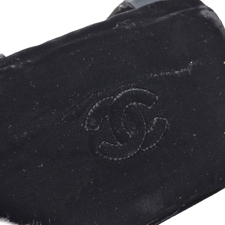 CHANEL 1991-1994 Camellia Shoulder Bag Black Velvet WA00604b