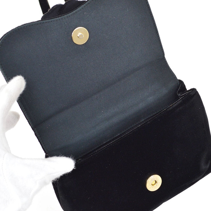 CHANEL 1991-1994 Camellia Shoulder Bag Black Velvet