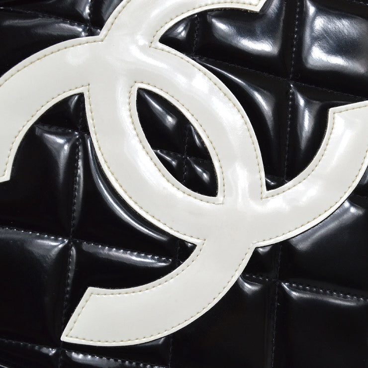 CHANEL * 1995 Black Patent Leather Heart Top Handle Bag