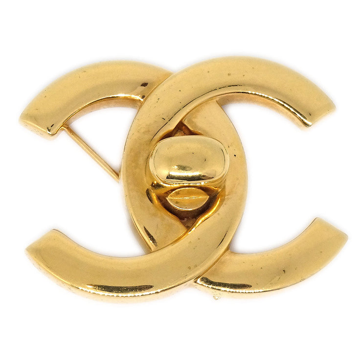 Chanel Triwlock Brouch Gold 96p