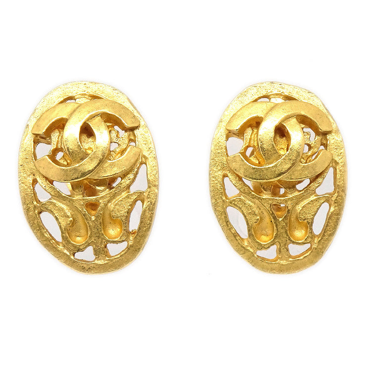 Chanel 1995 Fretwork Paisley Oval Earrings Clip-On Gold