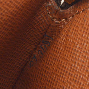 Louis Vuitton 2007 Special Edition Moca Round Wallet LV Hand M95563
