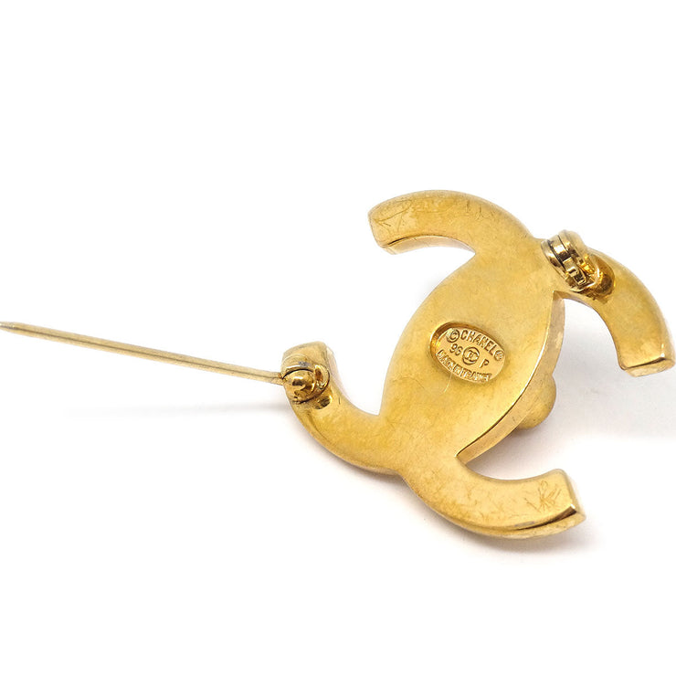 CHANEL 1996 Turnlock Brooch Pin Gold Small