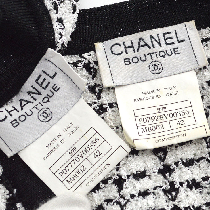 Chanel 1997 Spring CC-ButtonBoucléTopand Cardigan Twinset＃42