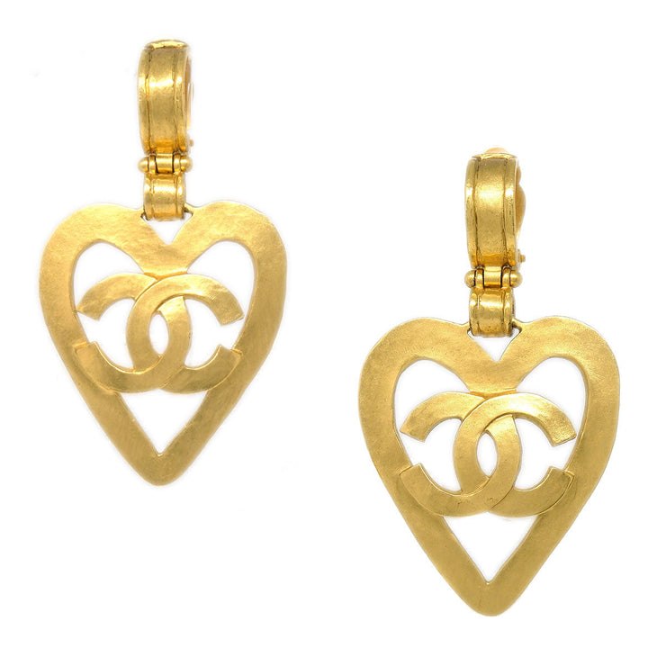 CHANEL 1995 Heart Earrings Gold Clip-On – AMORE Vintage Tokyo