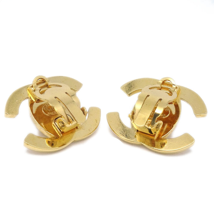 CHANEL 1996 CC Turnlock Earrings Clip-On Gold Large 96A