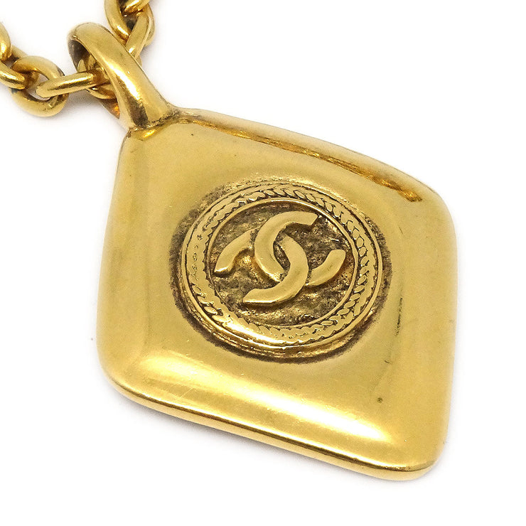 CHANEL 1986-1994 Diamond Shape Gold Chain Necklace
