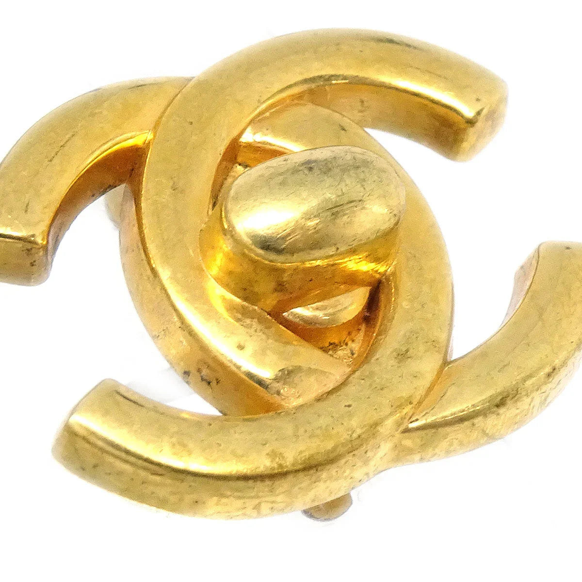 CHANEL 1996 Turnlock Earrings Clip-On Gold 96P
