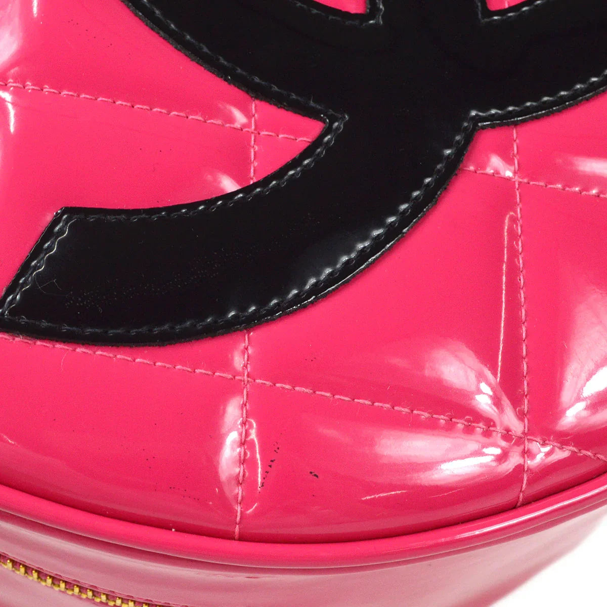 Chanel 1994-1996 Round Vanity Handbag Pink