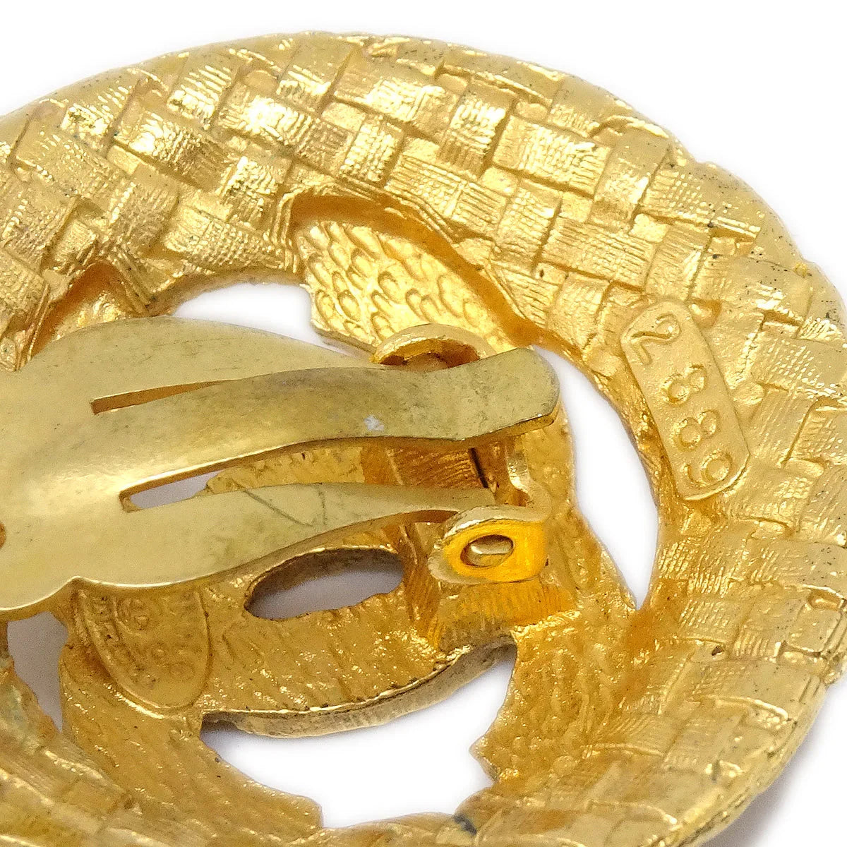 Chanel 1994 Woven CC Cutout Round Earrings Gold Clip-On 2889