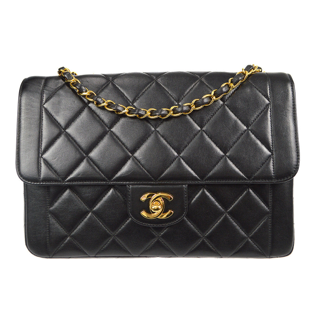 Chanel 1994-1996 Border Flap Medium Black Lambskin – AMORE Vintage Tokyo
