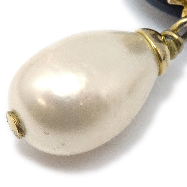 Chanel 1996 Teardrop Pearl CC悬挂耳环96A