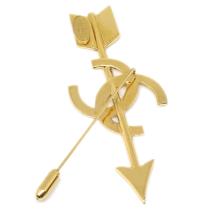 Chanel 1993 CC And Arrow Brooch Pin Gold 93P