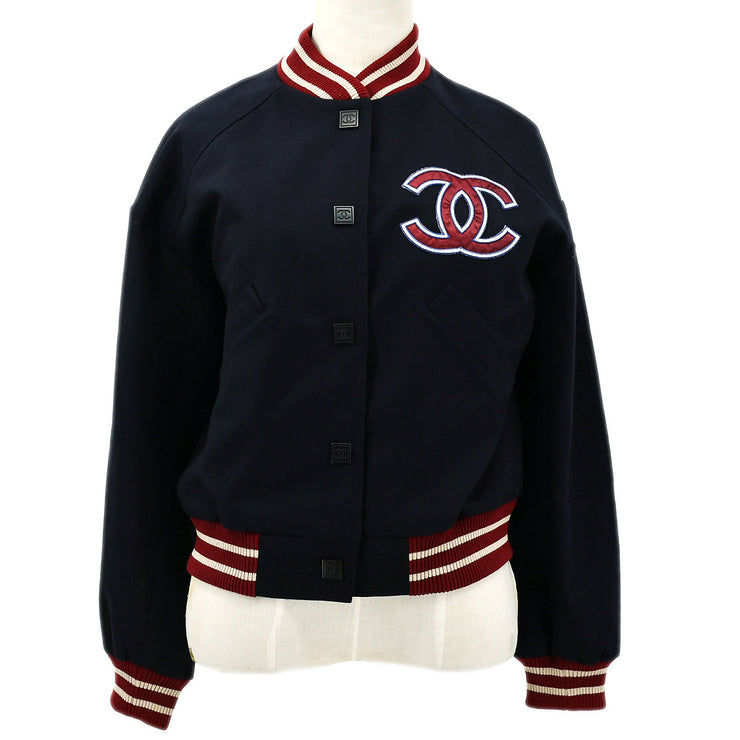 Chanel 2004 spring Sports line logo-appliqué bomber jacket #40 – AMORE  Vintage Tokyo