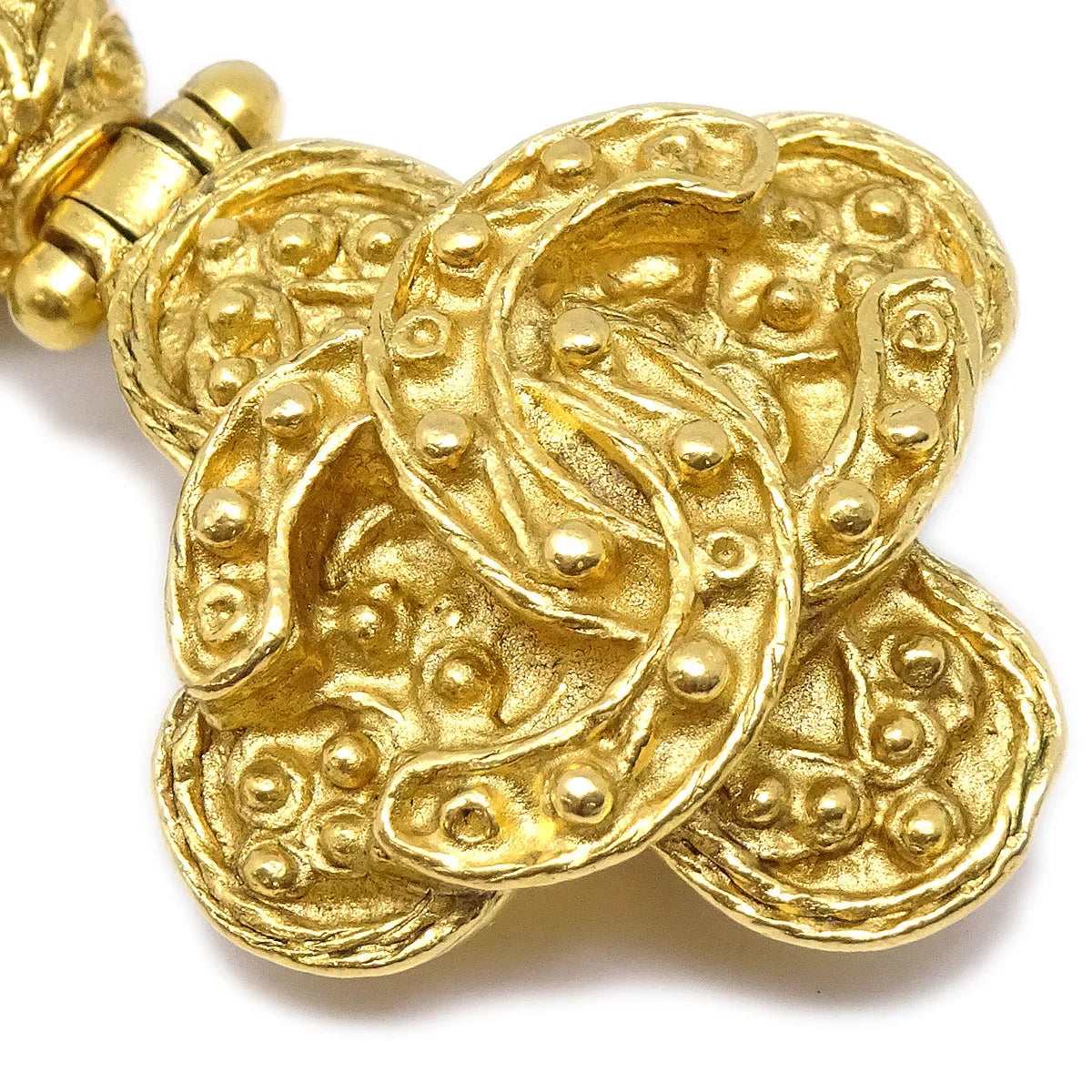 Chanel 1994 Filigree Earrings Clip-On Gold
