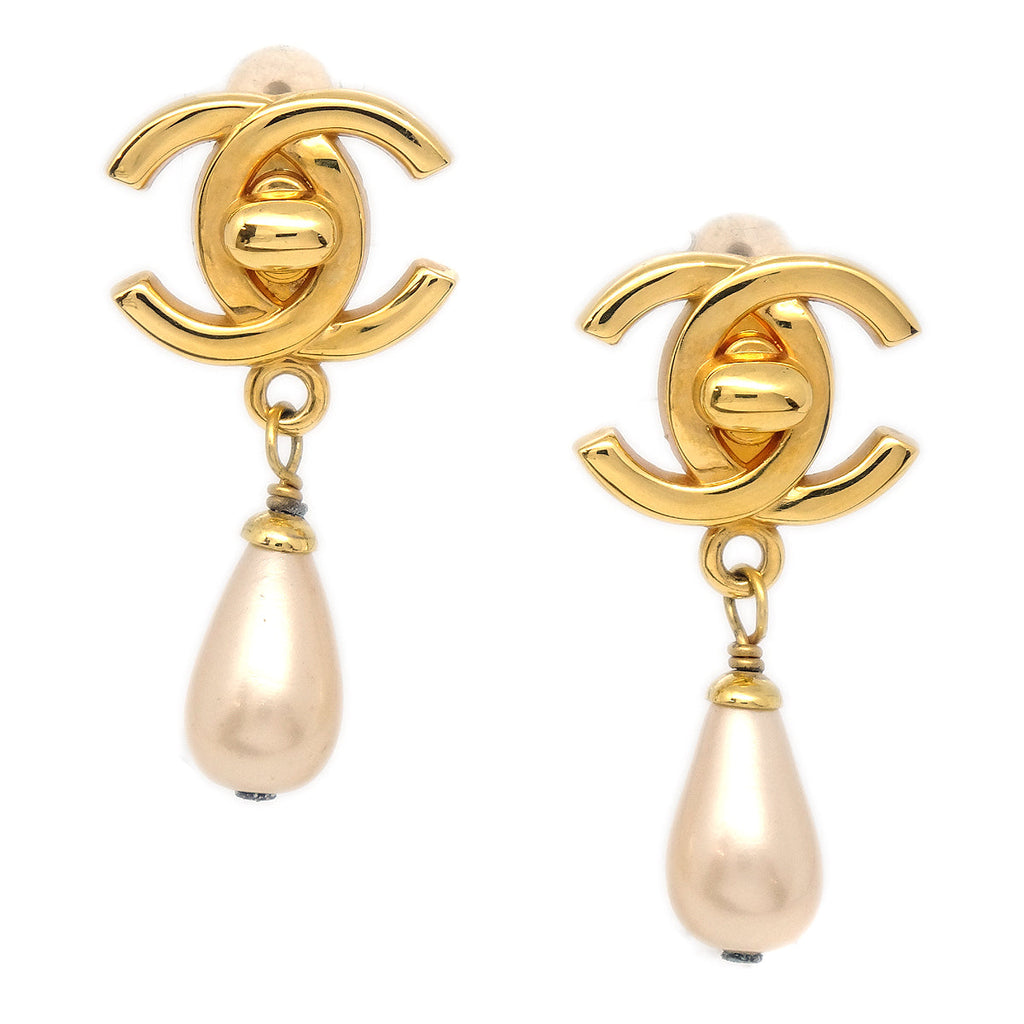 Chanel 1996 Turnlock Artificial Pearl Dangle Earrings Gold Clip-On