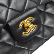 Chanel 1994-1996クラシックダブルフラップミディアムブラックラムスキン