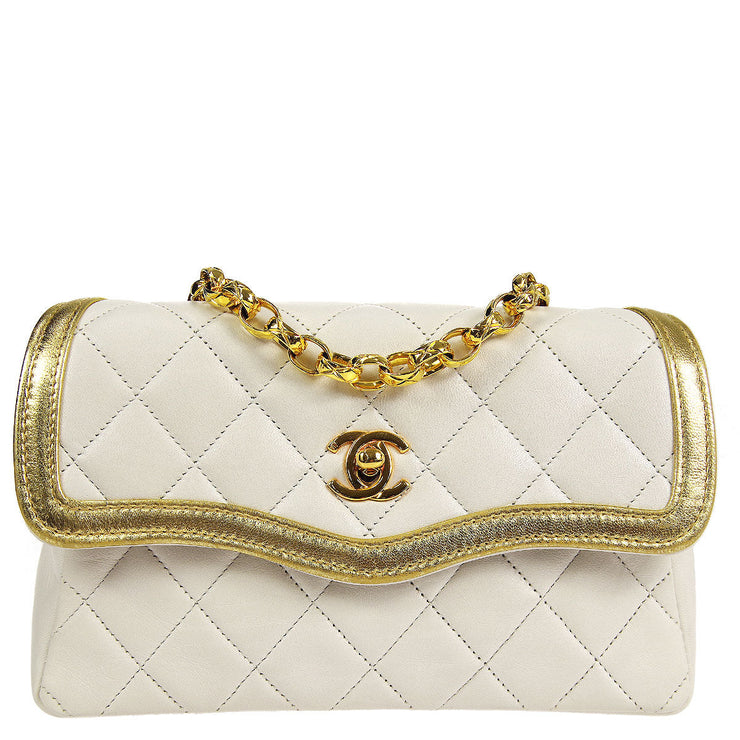 Chanel * 1989-1991 Border Curved Flap Mini & Pouch Set White Lambskin –  AMORE Vintage Tokyo