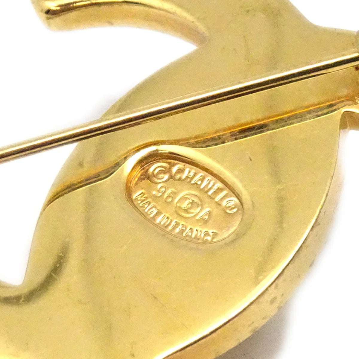 Chanel Turnlock Brooch Pin Gold 96A