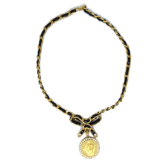 Chanel Bow Medallion Rhinestone Pendant Necklace 95P