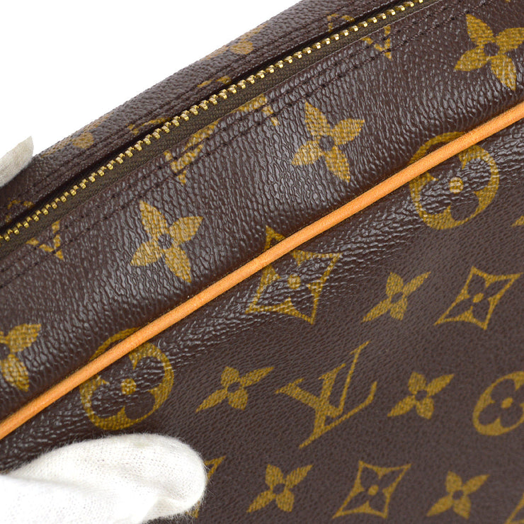 Louis Vuitton Trocadero 27  Vintage louis vuitton handbags, Vuitton  outfit, Louis vuitton
