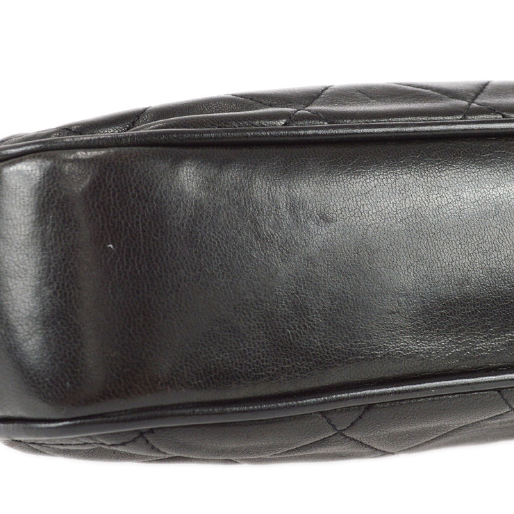 Chanel Medium Chain Shoulder Bag Black Lambskin – AMORE Vintage Tokyo