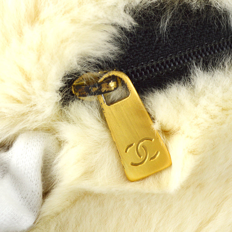 Chanel Arm Chain Shoulder Bag White Fur – AMORE Vintage Tokyo