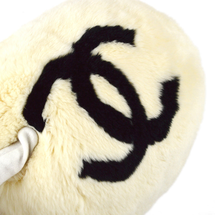 Chanel Arm Chain Shoulder Bag White Fur – AMORE Vintage Tokyo
